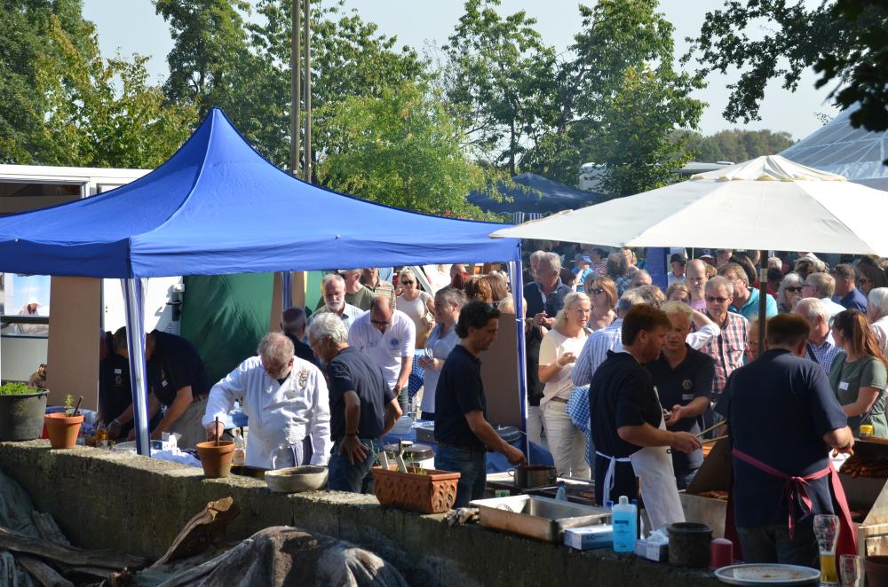 Lions Verkaufsstand auf der Landpartie